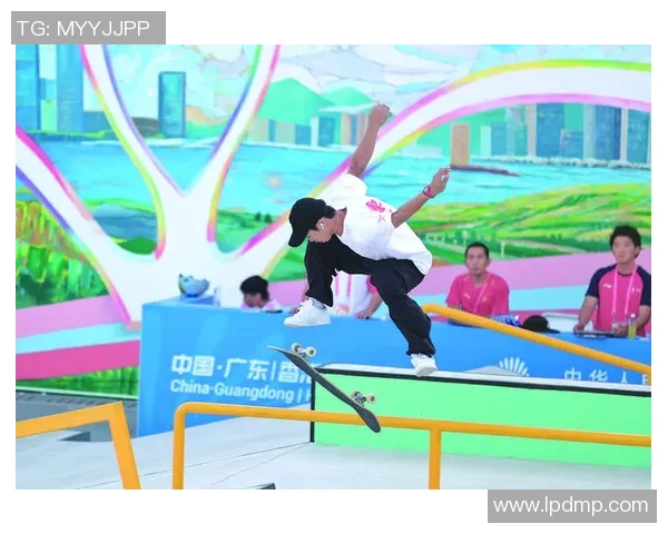 成都滑板队与杭州滑板队对决分析个人能力表现与战术运用